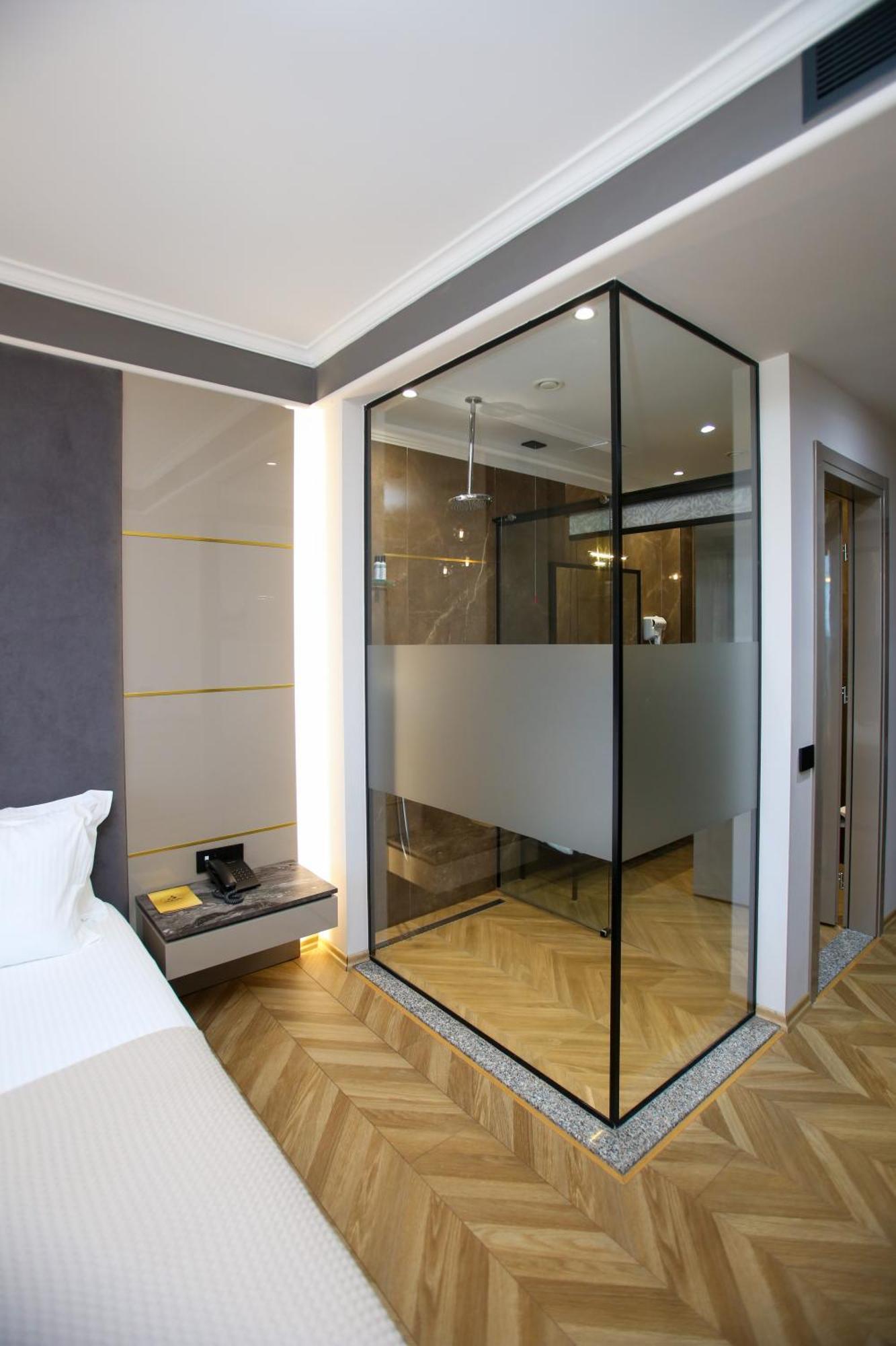Hotel Belvedere &